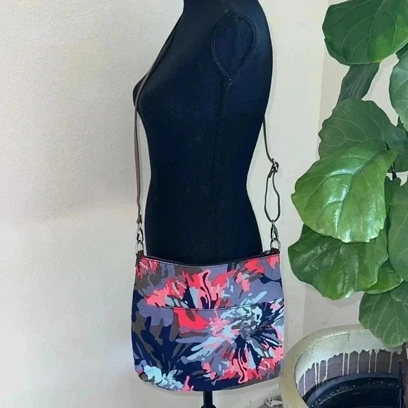 FOSSIL Women's Dawson Crossbody Bag Floral Canvas Camouflage Purse - Picture 8 of 14